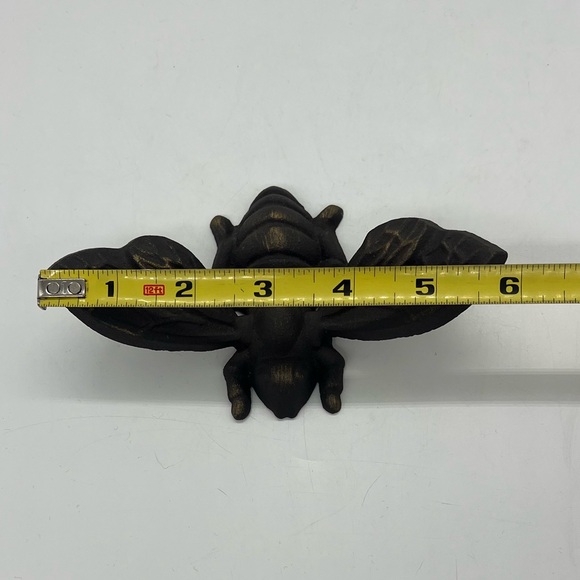 Cast Iron Honey Bumble Bee Insect Figurine Paperweight Decor - Picture 5 of 7